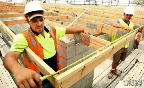澳洲搬砖工周薪3万 农民工大叔瞬间高大上