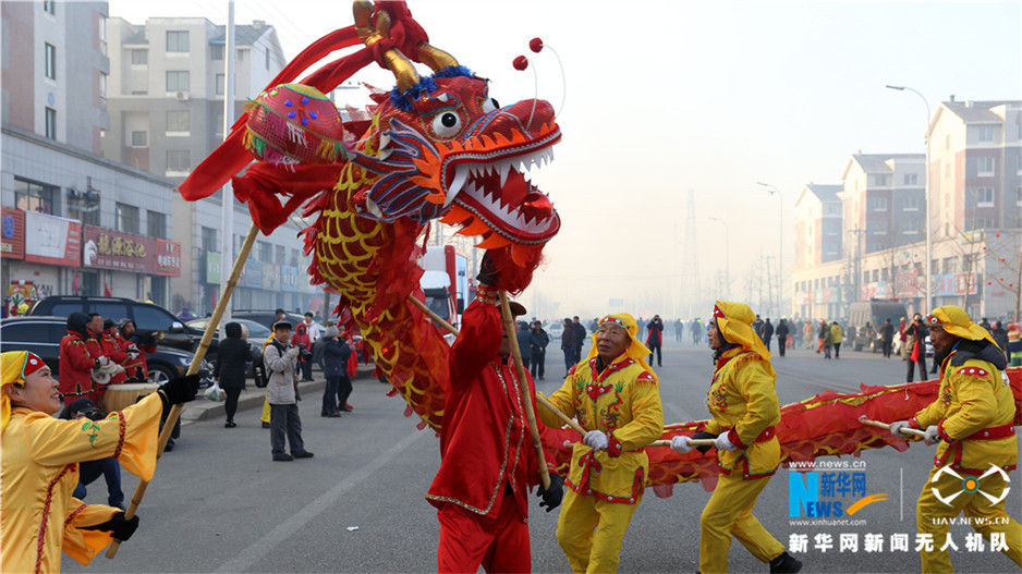 航拍“腊八节”大集 体会传统年味4